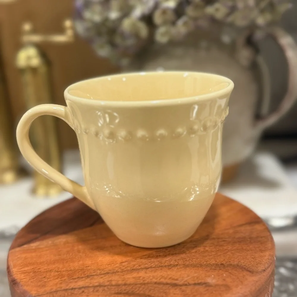 Emma Yellow by POTTERY BARN CHINA Coffee Tea Mug